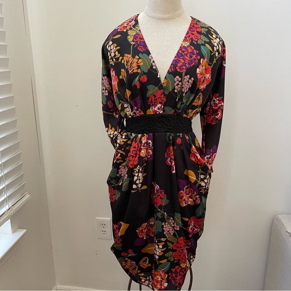 H&M Conscious Floral Satin Dress Size 8 Black Multi Whimsigoth Cocktail kimono - Picture 5 of 16